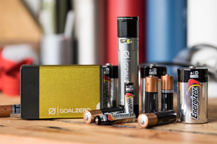 “Battery terminology infographic explaining capacity, voltage, C-rate, and cycle life”